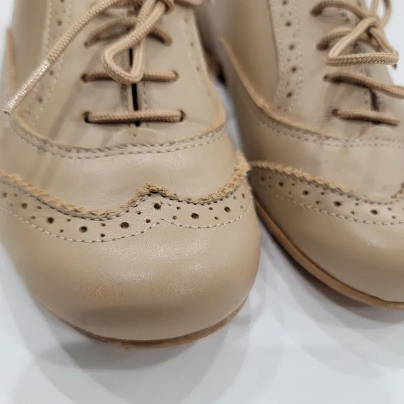 Angelitos Tan Classic Oxford Shoes Size 29