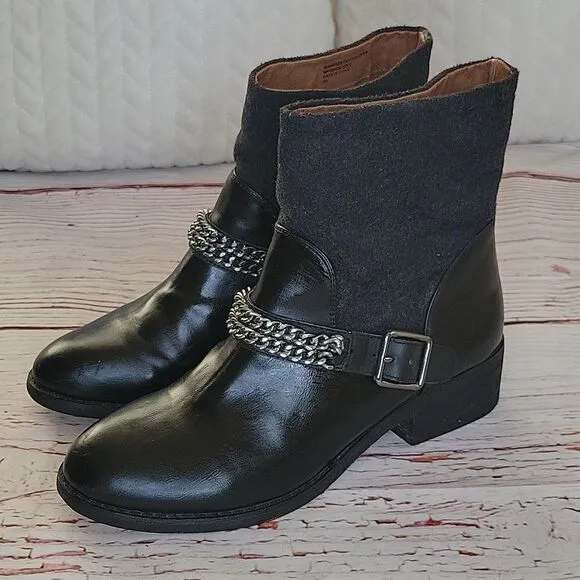 ANN TAYLOR LOFT Black Moto Boots with Silver Chains Size 9