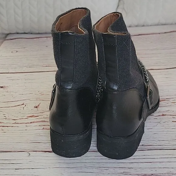 ANN TAYLOR LOFT Black Moto Boots with Silver Chains Size 9