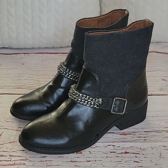 ANN TAYLOR LOFT Black Moto Boots with Silver Chains Size 9