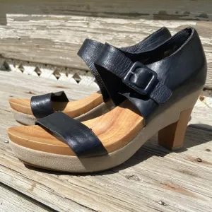Anthopologie Antelope Leather Wood Heel Clog Sandal Shoes Women's Size 7 - 7.5
