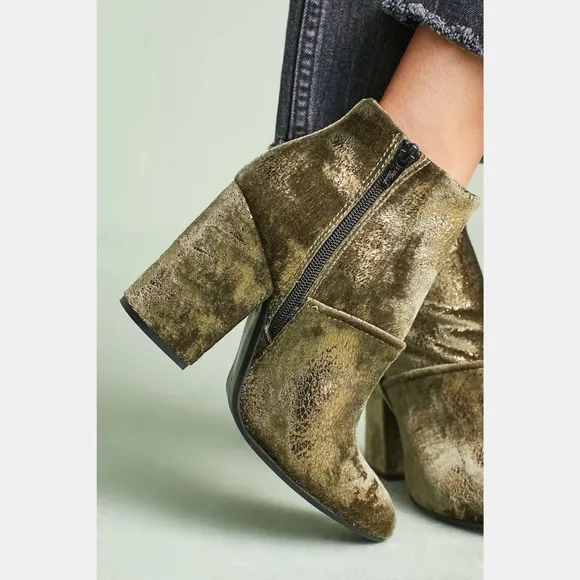 Anthropologie Charles David Celeste Ankle Boots