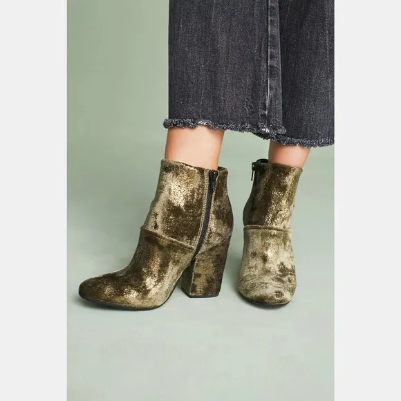 Anthropologie Charles David Celeste Ankle Boots