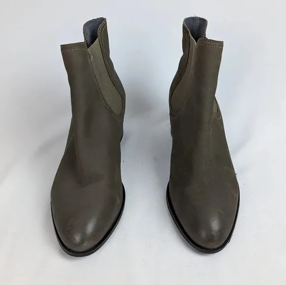 Anthropologie Seychelles In a Trance Booties Chelsea Ankle Boots Classic sz.8