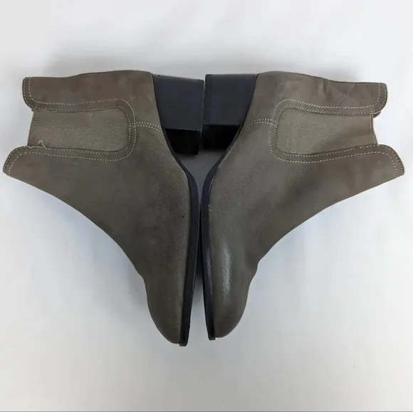 Anthropologie Seychelles In a Trance Booties Chelsea Ankle Boots Classic sz.8