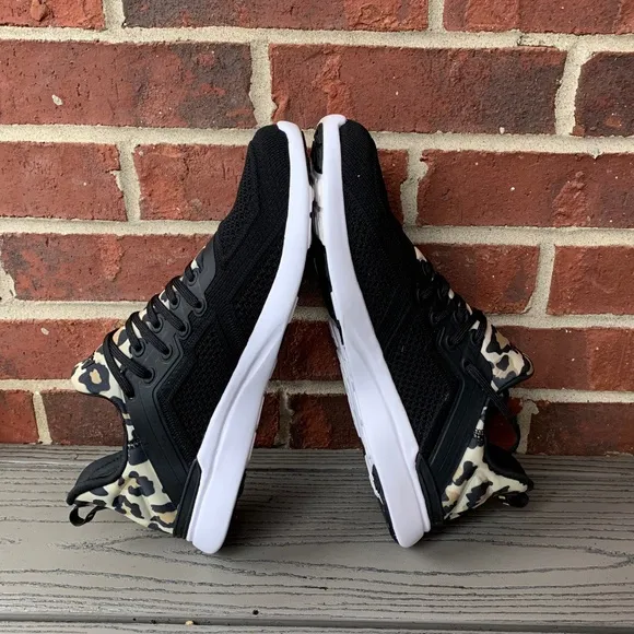 APL TechLoom Tracer Knit Running Shoes