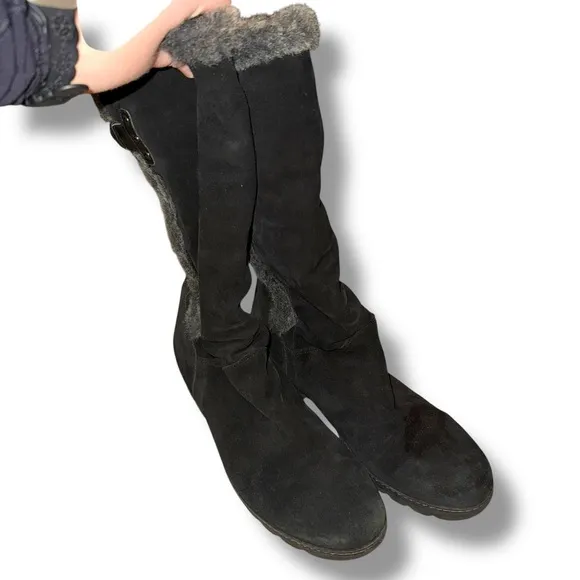 Aquatalia Black &amp; Grey Suede Faux Fur Pull-On Knee High Boots Sz 41 EU Ski Apres