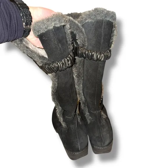 Aquatalia Black &amp; Grey Suede Faux Fur Pull-On Knee High Boots Sz 41 EU Ski Apres
