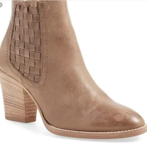 Aquatalia Brown Frannie Western Style Stacked Heel Ankle Boots Sz 10