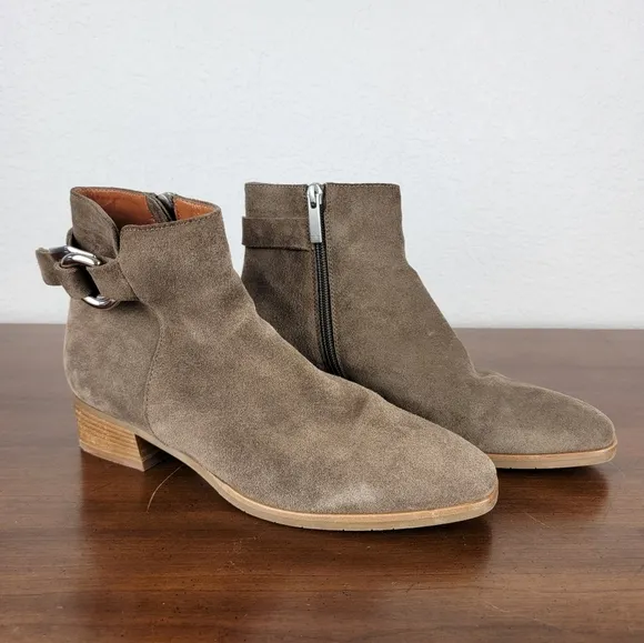 Aquatalia Faria Weatherproof Suede Leather Square Toe Booties 7.5