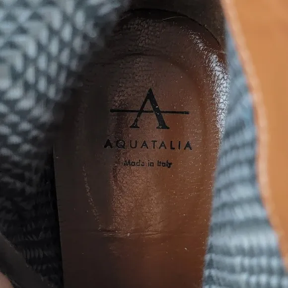 Aquatalia Faria Weatherproof Suede Leather Square Toe Booties 7.5