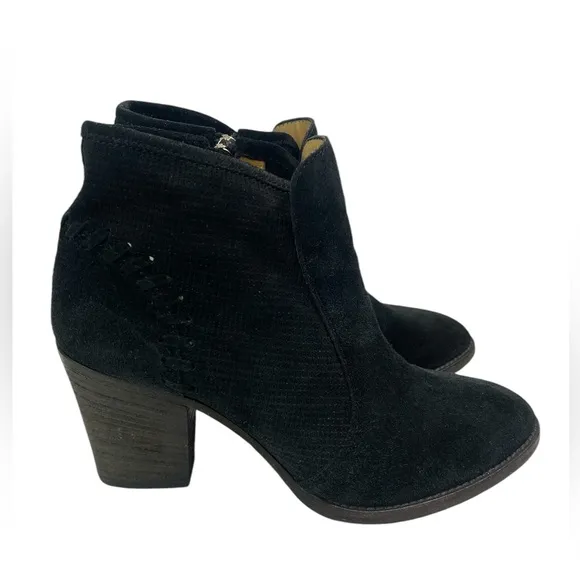 Aquatalia | Fern Black Suede Ankle Boots- size 8