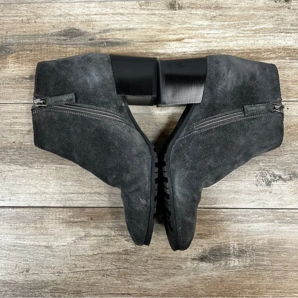 Aquatalia Womens Shoes Charlotte Gray Suede Block Heel Ankle Boots Size 7