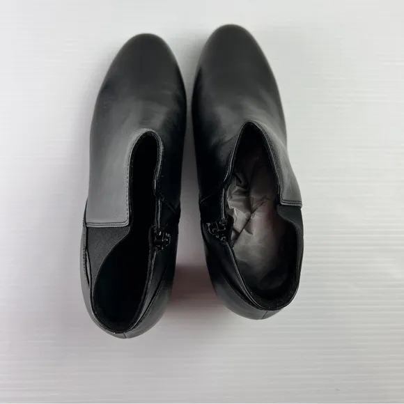 Aravon Booties womens 9.5 Black Leather Career Dress Women's Chelsea Boot