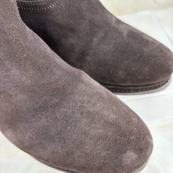 ARIAT BROADWAY WESTER WEDGE ANKLE BOOTS