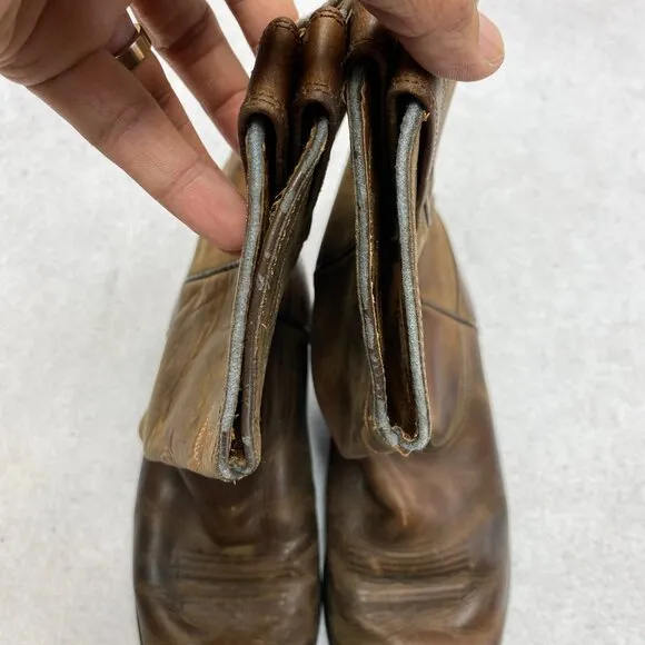 Ariat Cowboy Boots Men's Size 9EE Style# 34625 Leather Western Boots Heritage