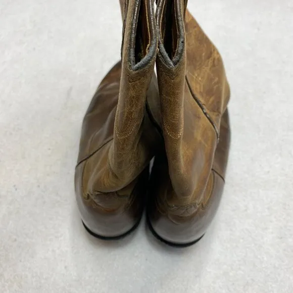 Ariat Cowboy Boots Men's Size 9EE Style# 34625 Leather Western Boots Heritage