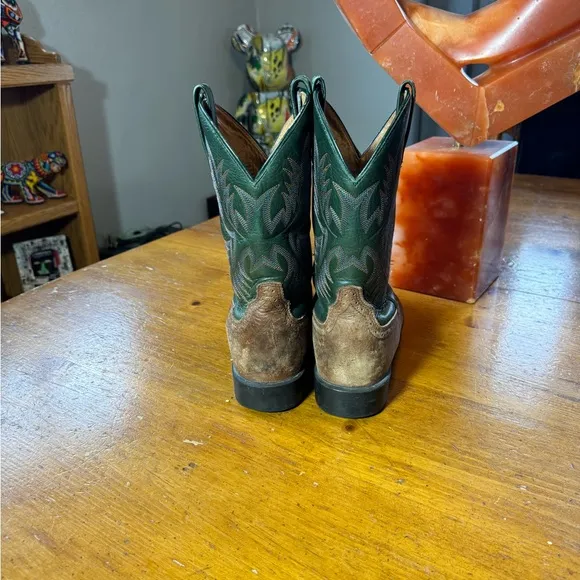 Ariat Cowboy Boots Sz 10.5 EE