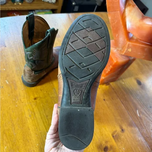 Ariat Cowboy Boots Sz 10.5 EE