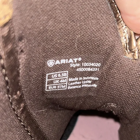 Ariat fat baby original leather ankle western boots