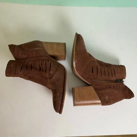 Ariat Unbridled Adriana Western Bootie Whiskey Suede Cowgirl Boots Size 8 Cowboy