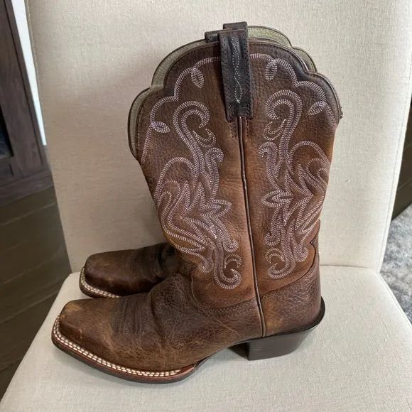 ARIAT western Womens boots square toe leather boots size 6.5 6.5 b brown boots
