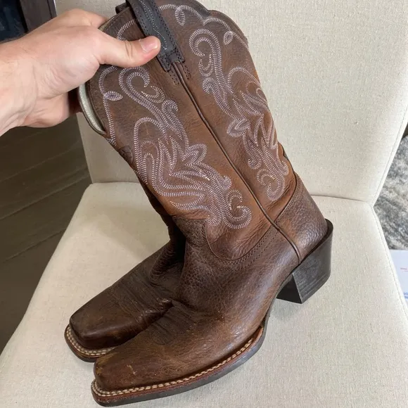 ARIAT western Womens boots square toe leather boots size 6.5 6.5 b brown boots
