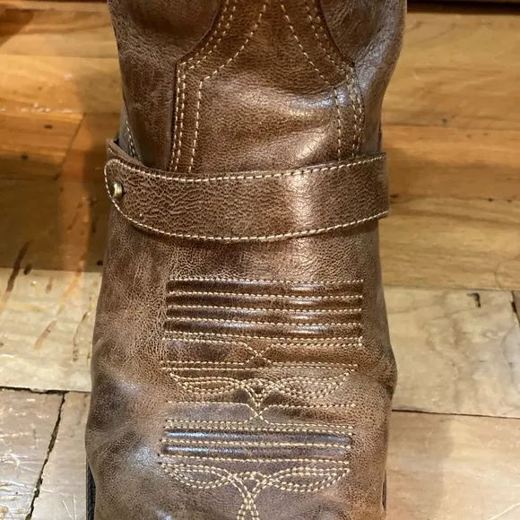 Ariat Wild Flower Western Dress Boots