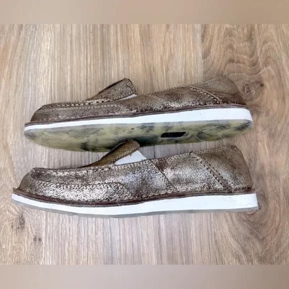 ARIAT WOMENS ANTIQUE METALLIC CRUISER 10046919 Size 8.5B LNC