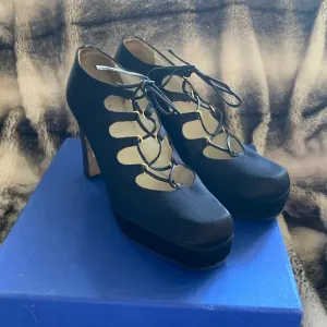 Armani Made In Italy 🇮🇹 Black Silk Gold Hardware Comfortable Platform Shoes