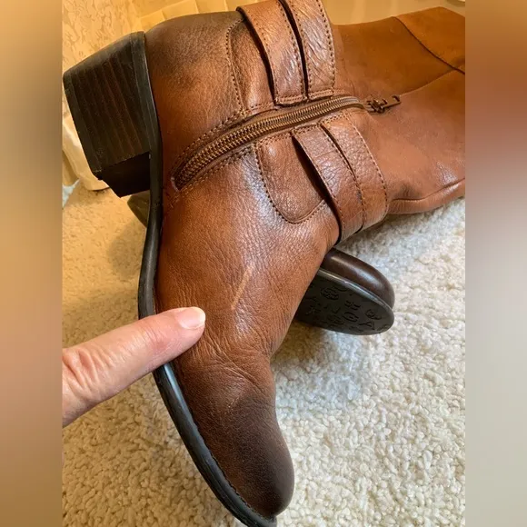 ARTURO CHIANG WOMENS LEATHER BOOTS
