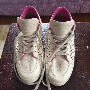 A.S. 98 Adria Milk &amp; Fuchsia Sz 38  Stylish White and Pink Women's Sneakers