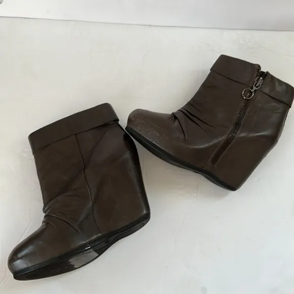 Ash Uma Hidden Platform Wedge Taupe Grey Olive Zipper Ankle Boots