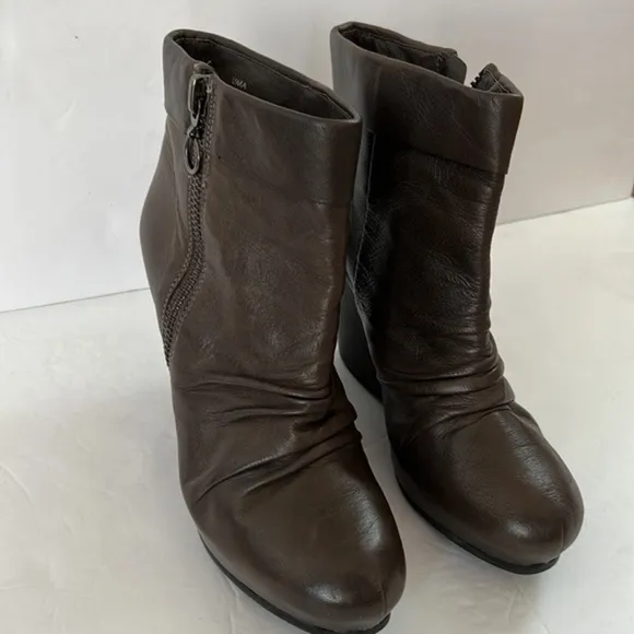 Ash Uma Hidden Platform Wedge Taupe Grey Olive Zipper Ankle Boots