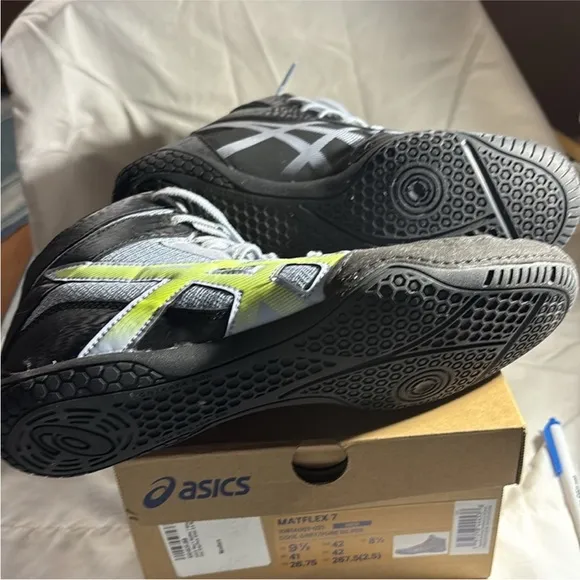 ASICS Men's MATCONTROL 3 Wrestling Shoes size 9