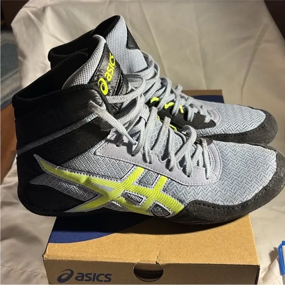 ASICS Men's MATCONTROL 3 Wrestling Shoes size 9