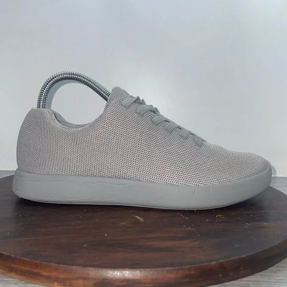 Atoms Gray Sneakers Shoes Model 000 R 19 Men's 6.5 Women’s 8 Comfortable Casual