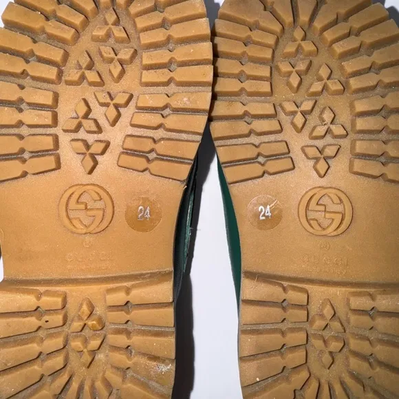 Authentic Gucci boy toddler green leather loafer with red tiger print size 24