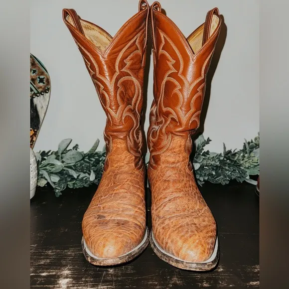 AUTHENTIC TONY LAMA MENS BOOTS