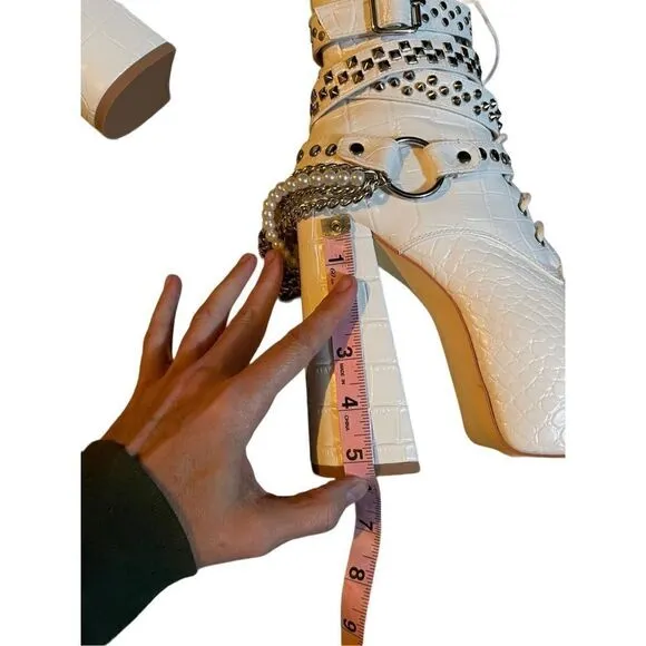 Azalea Wang - white alligator platform ankle boots- 6.5