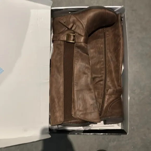 B-52 by Bullboxer Kayley Tall Boots (T57)
