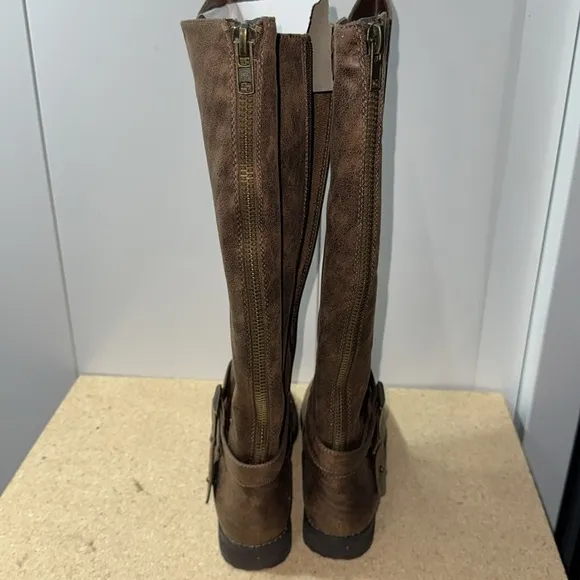 B-52 by Bullboxer Kayley Tall Boots (T57)
