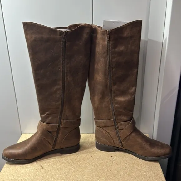B-52 by Bullboxer Kayley Tall Boots (T57)