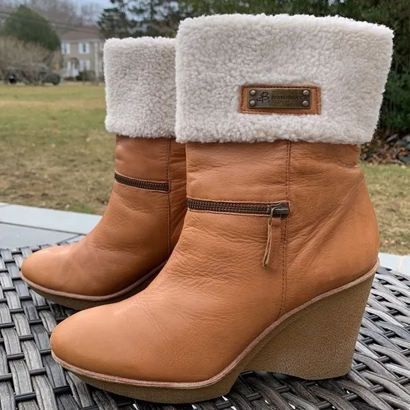 𝅺B. Makowsky BFNANCY Leather Wedges