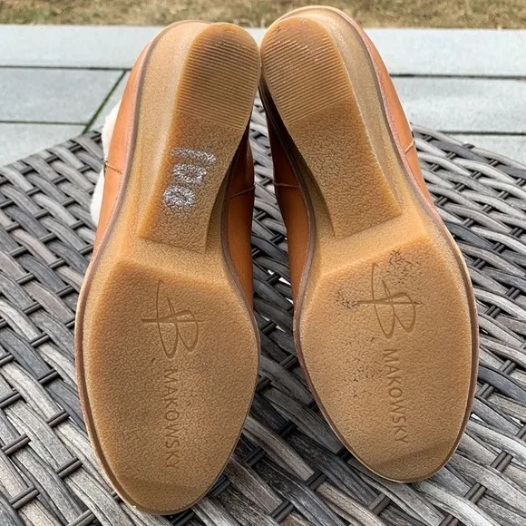 𝅺B. Makowsky BFNANCY Leather Wedges