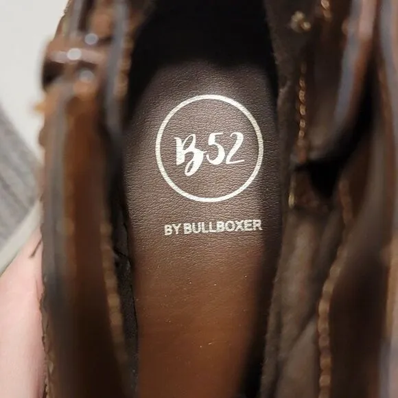 B52 By BullBoxer &quot;Sally&quot; Zip Up Chain Detail Ankle Boots Sz 8