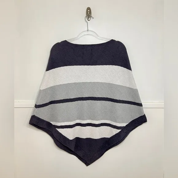 Barefoot Dreams Cozychic Ultra Lite Ocean Breeze Poncho Blue Water Multi Stripe