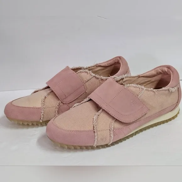 BEARPAW Austin 🩷 Blush Light Weight Comfortable Shoes Size 9 NEW! 🔥