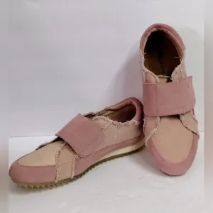 BEARPAW Austin 🩷 Blush Light Weight Comfortable Shoes Size 9 NEW! 🔥
