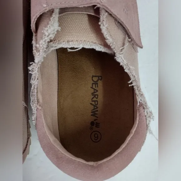 BEARPAW Austin 🩷 Blush Light Weight Comfortable Shoes Size 9 NEW! 🔥